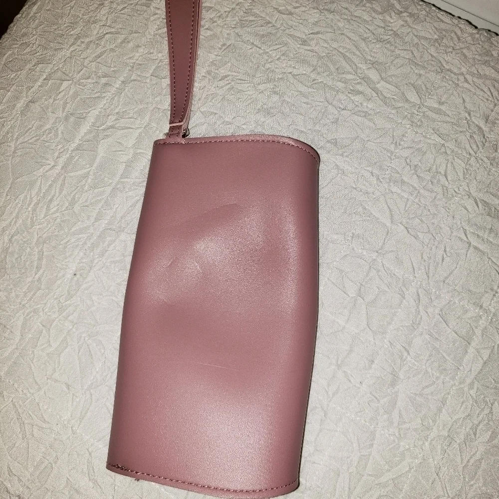 Jantaminiau wristlet